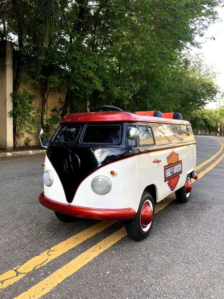 Mini Kombi